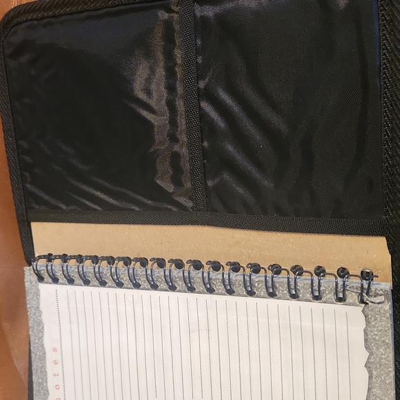 Coke "Always" padded binder with removable notebook/planner, velcro closure - Picture 7 of 9
